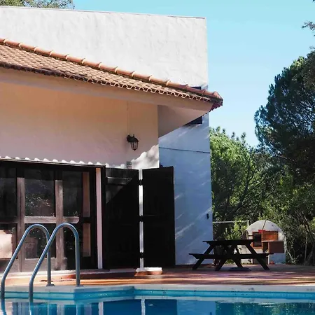 Quinta Dos Medronheiros Azeitão